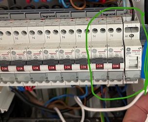 Screenshot_2025-10-15-09-39-36-393_com.android.chrome-edit